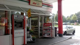 Čerpací stanice Star v Německu. Ilustrační fotografie. (16. 8. 2011, Nokia E6-00)