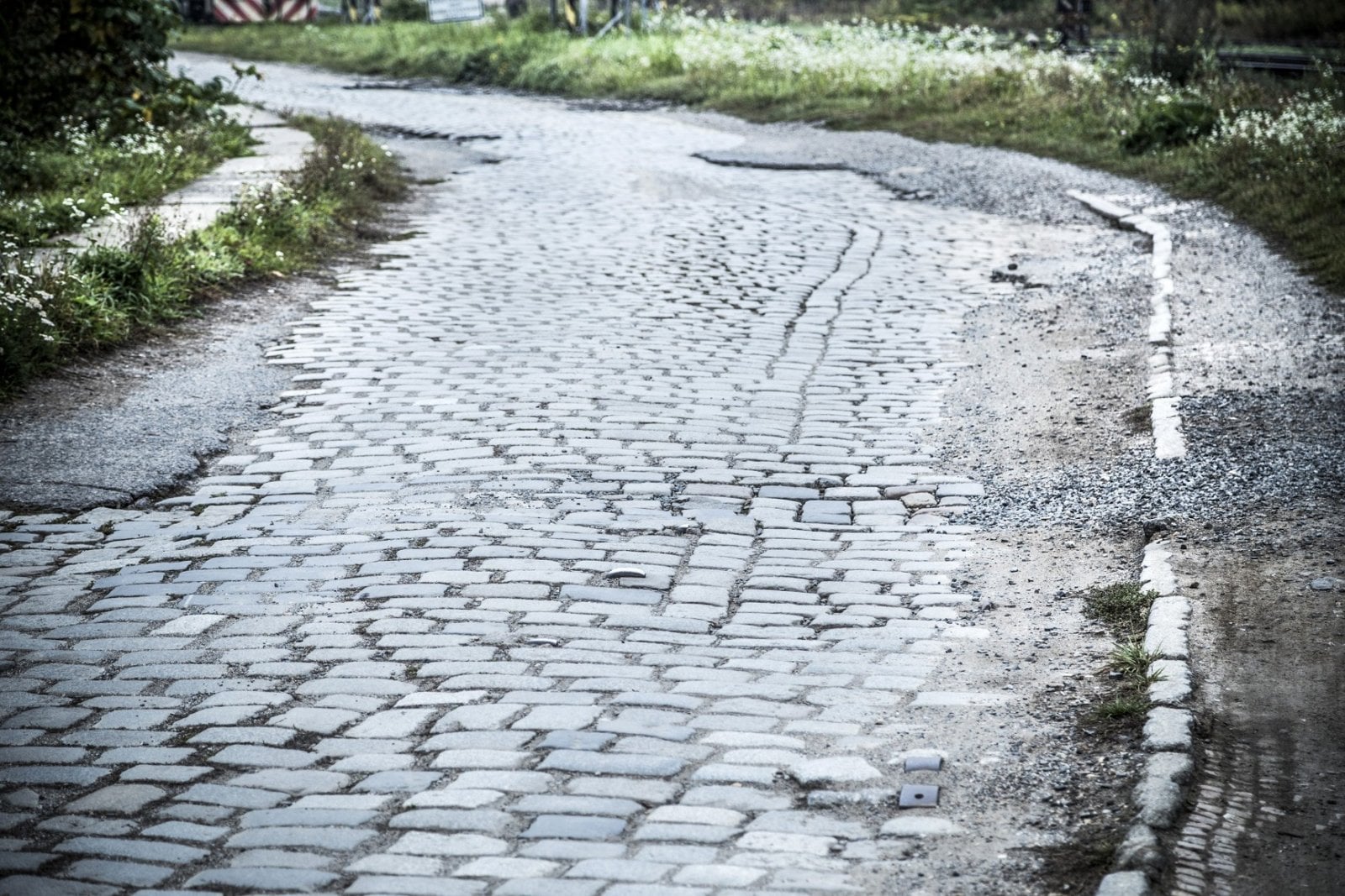 Smíchovské nádraží a jeho okolí před současnou přestavbou