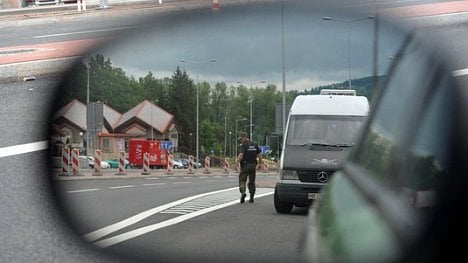 Náhledový obrázek - Polsko obnovilo kontroly na hranicích