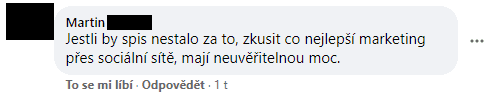 Podnikatelka na Facebooku řeší prodej výrobků před svým domem