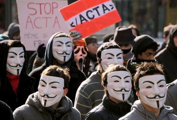 2018-06-demonstrace-proti-acta-11-2-2012-2.jpg