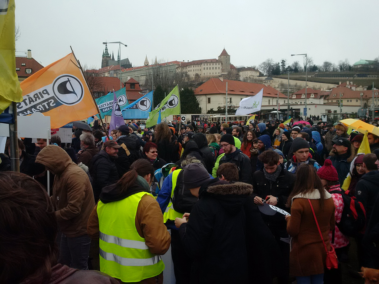 Demonstrace za svobodný internet v Praze 20.2.2016