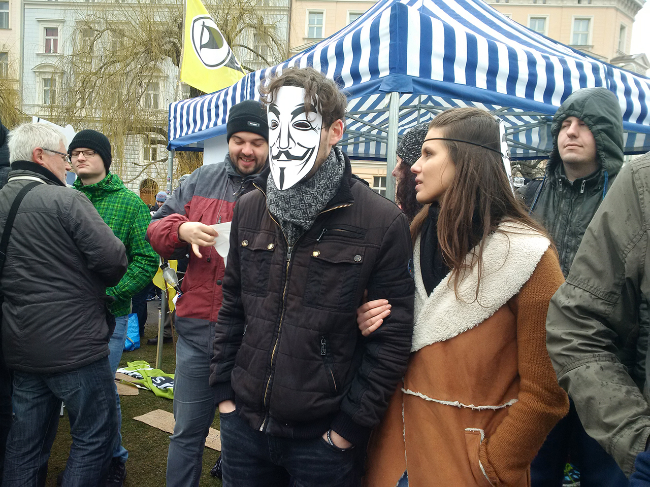 Demonstrace za svobodný internet v Praze 20.2.2016