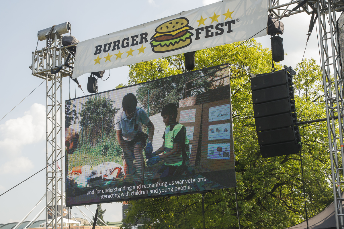 Největší burger v ČR