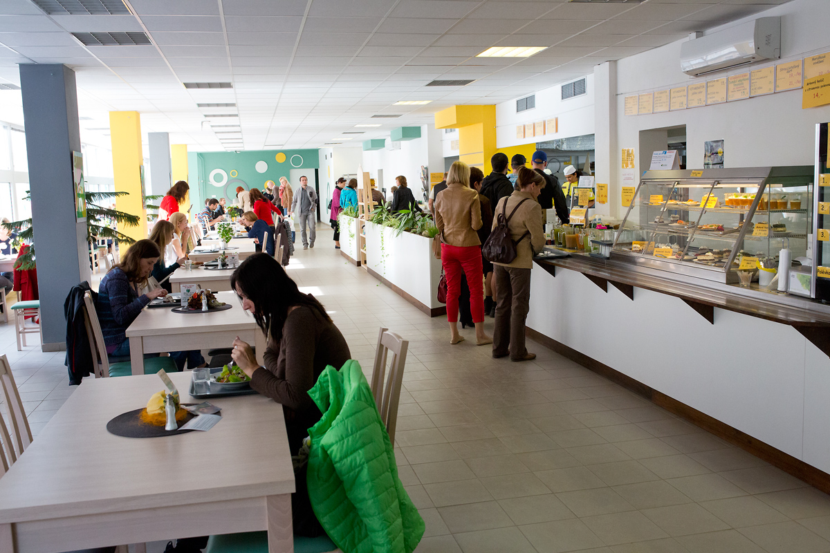 POHANKA - jídelna pro zdraví slouží Pardubičákům už rok.