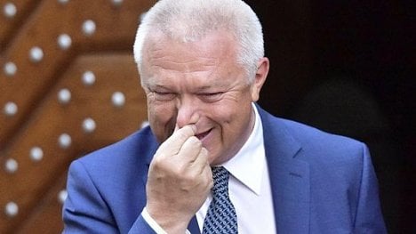 Náhledový obrázek - Žalobce zrušil stíhání Faltýnka, Babišovo pokračuje