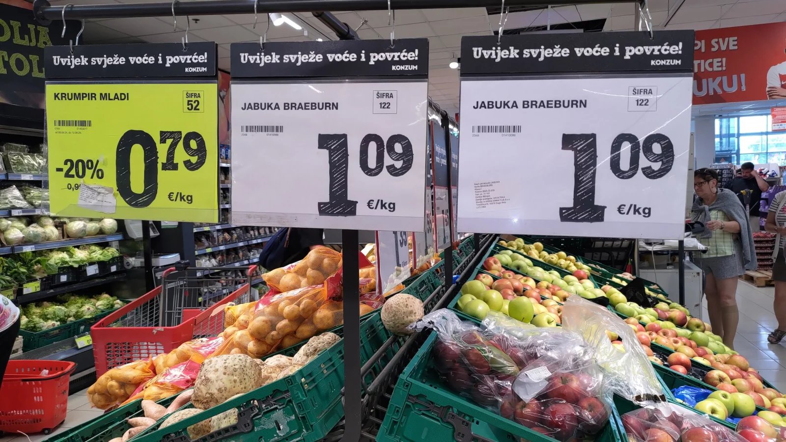 Ceny potravin v Chorvatsku. Konzum, město Krk na ostrově Krk. (9. 6. 2024)