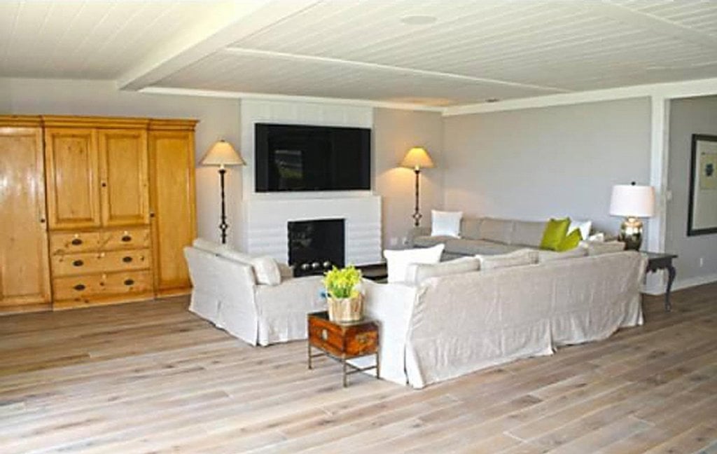 2011-03-dc5afm-v-malibu-kterc3bd-prodc3a1vc3a1-leonardo-di-capri