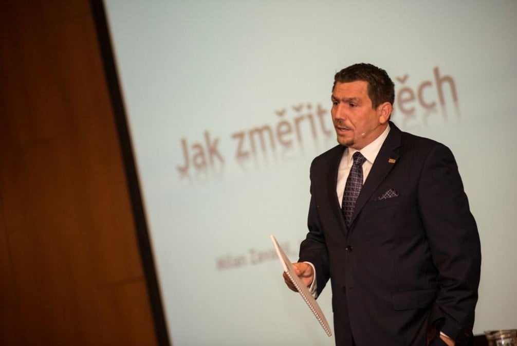 2014-12-konference-ivo-tomana-a-vydavatelstvc3ad-mladc3a1-fronta