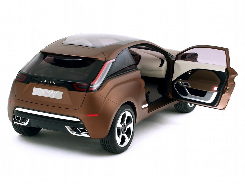 2015-08-lada-kalina-a-koncept-xray-5.jpg