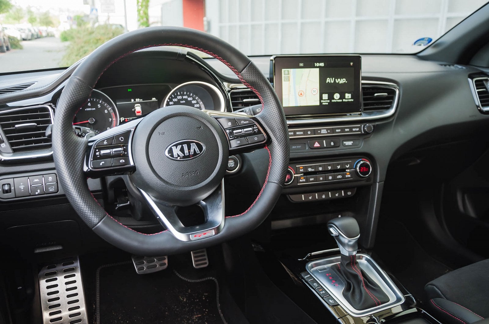 2019-05-kia-proceed-gt-35.jpg