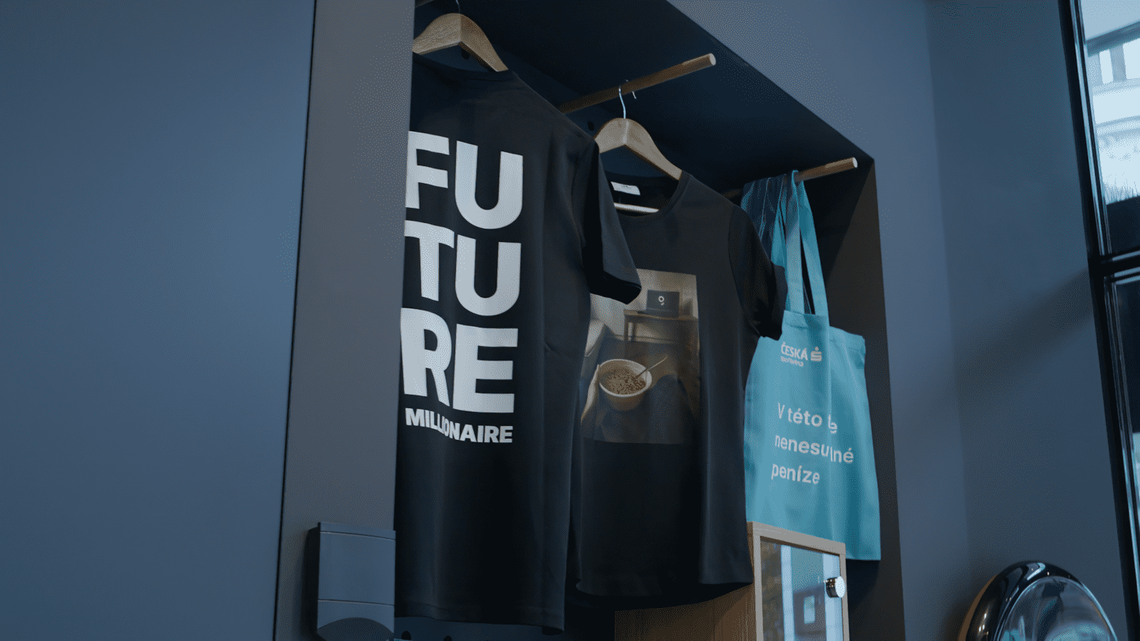 Pobočka Future Lab České spořitelny, Na Perštýně 342/1, Praha 1. (07. 11. 2025)