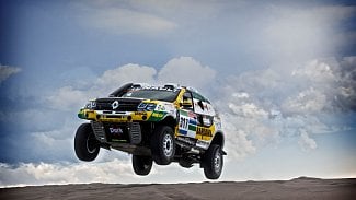 Náhledový obrázek - Z lowcostové značky až na motoristický vrchol: Dacia míří na Dakar se špičkovou technikou i špičkovým jezdcem
