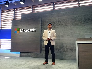 Viceprezident Microsoftu Joseph Sirosh.