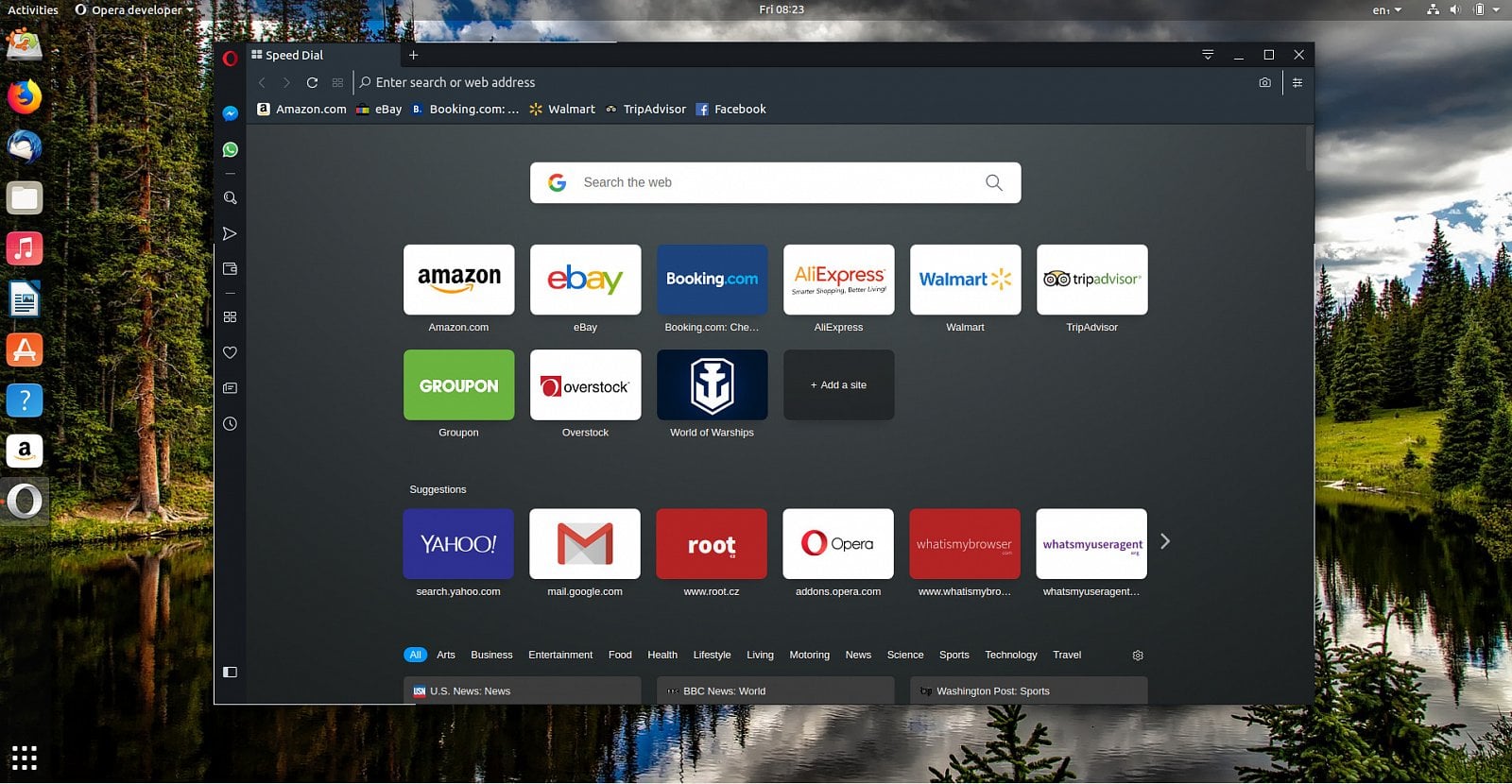 Startovací obrazovka v tmavém designu včetně tmavého pozadí.