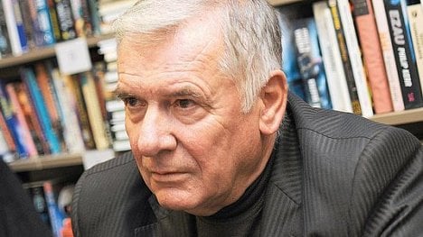 Náhledový obrázek - Bývalý šéf Škody Kulhánek chce být prezidentem. Bude kandidátem ODA