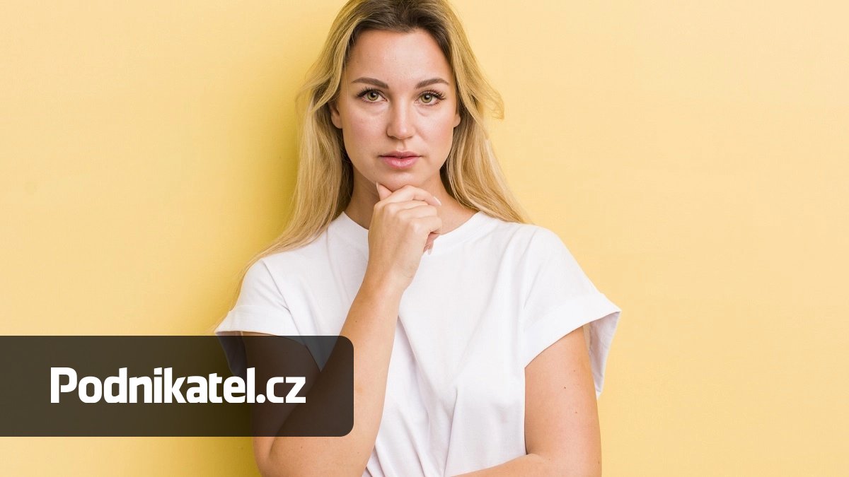 Může zaměstnavatel přeřadit zaměstnankyni po návratu z rodičovské na jinou práci?