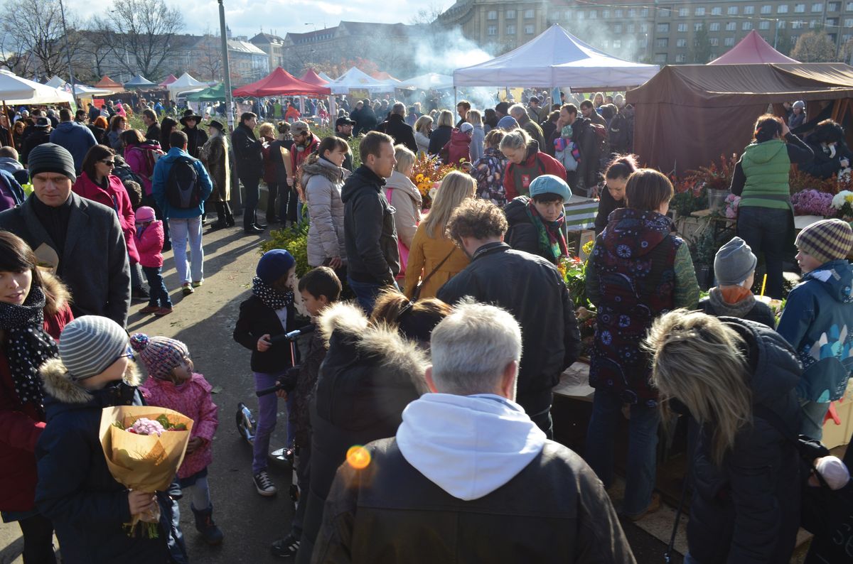 Farmářské trhy na Kulaťáku