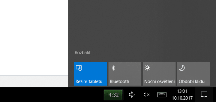 V Centru akcí můžete pracovní režimy přepínat ručně okamžitě