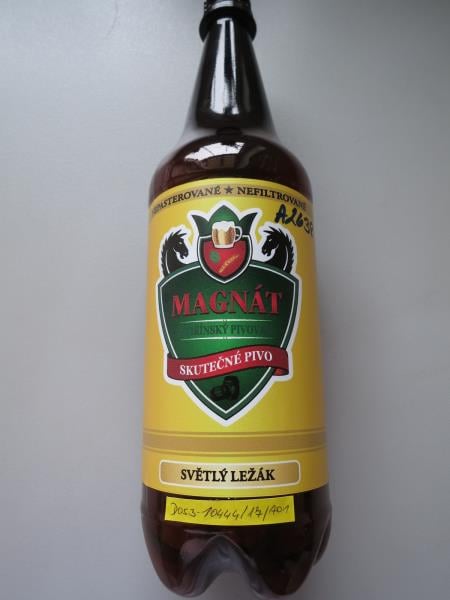 Výrobna Štiřínská stodola, Kamenice: MAGNÁT NEPASTEROVANÉ, NEFILTROVANÉ PIVO SVĚTLÝ LEŽÁK - extrakt původní mladiny byl nižší, než je stanoveno pro ležáky příslušnou vyhláškou