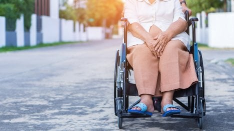 Pečující a dědictví: Je možné péči o rodiče zohlednit v pozůstalostním řízení?