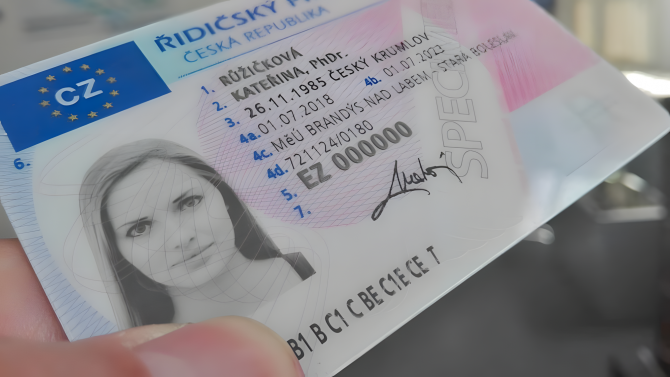 Řidičský průkaz už vyřídíte online a vyzvednete ve výdejním boxu, bez zbytečné dvojí cesty na úřad