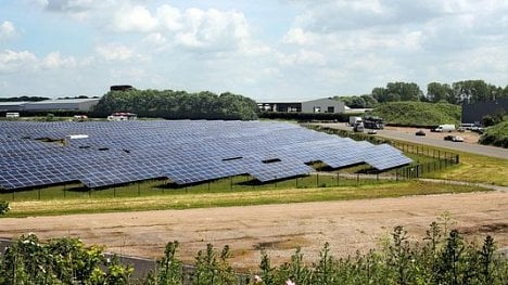 Náhledový obrázek - Britové prožili první den bez elektřiny z uhlí od průmyslové revoluce