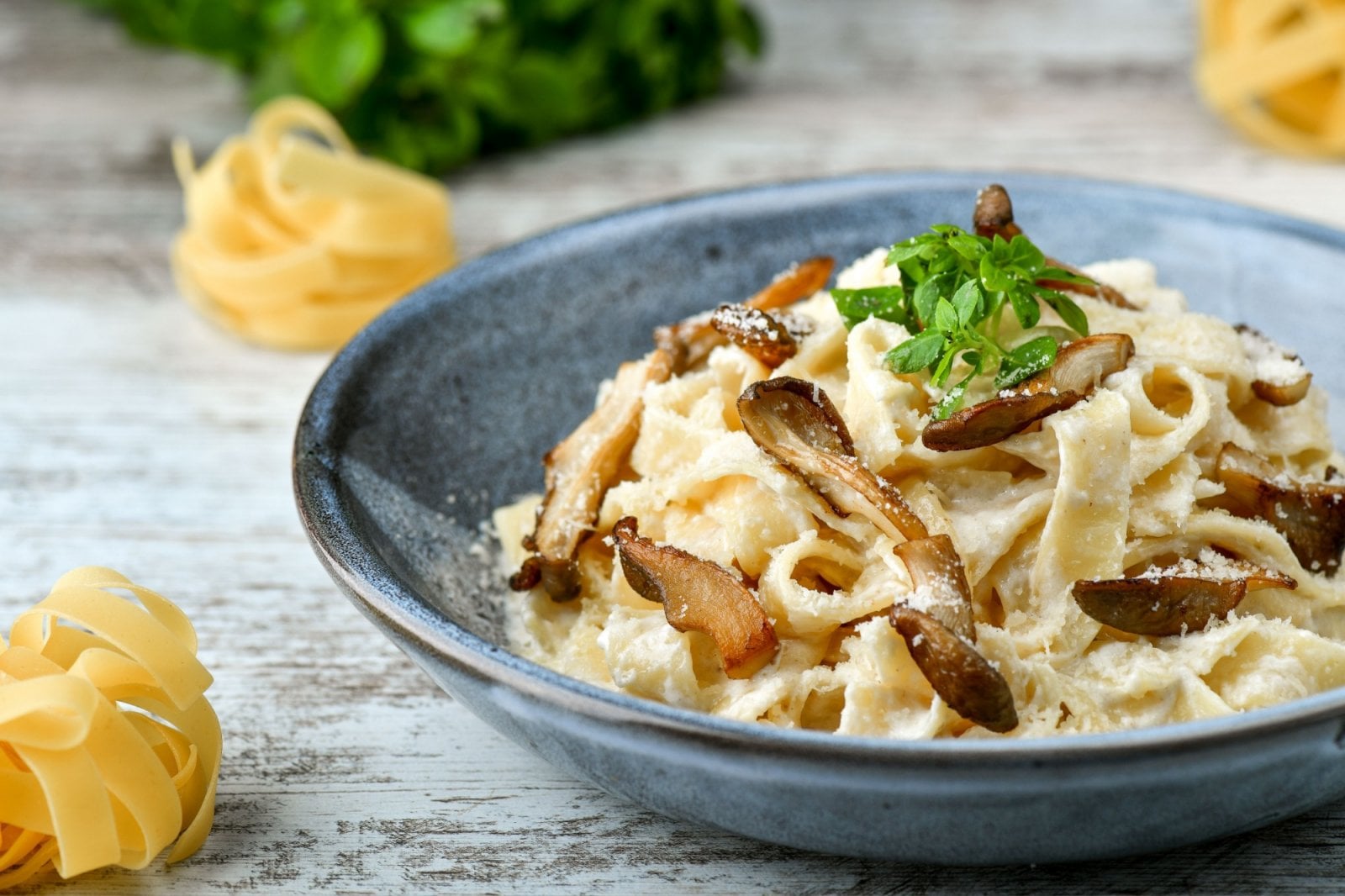 Těstoviny s hlívou ústřičnou