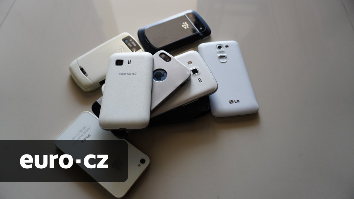 V českých domácnostech leží miliony nepoužívaných smartphonů. Obsahují řadu vzácných kovů a třetina z nich je vhodná na repas
