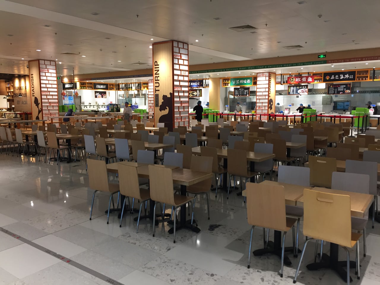 Jak vypadá sídlo Huawei v Číně (Shenzhen, Dongguan, Šanghaj)