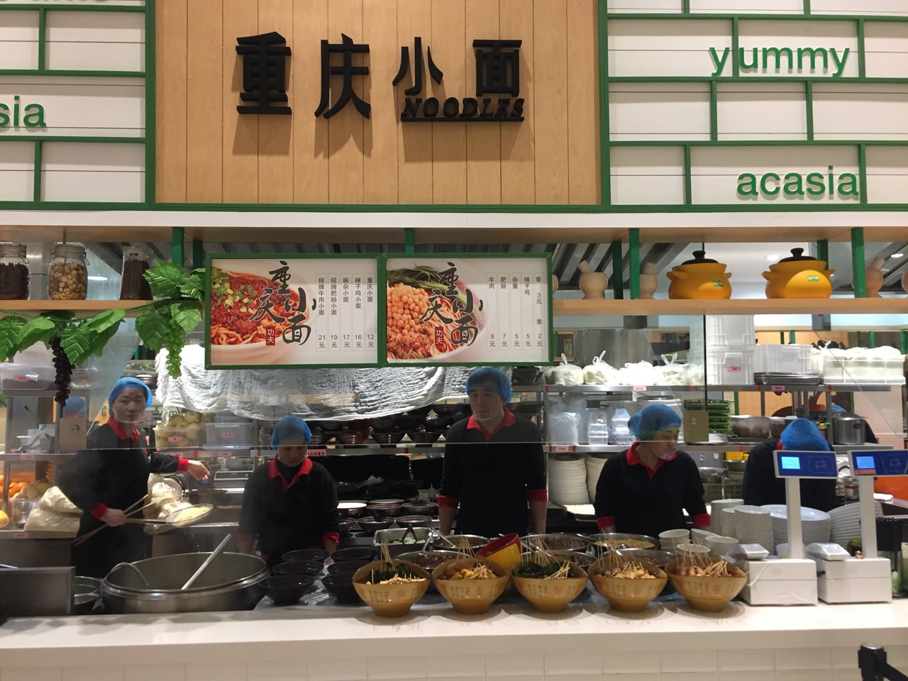 Jak vypadá sídlo Huawei v Číně (Shenzhen, Dongguan, Šanghaj)