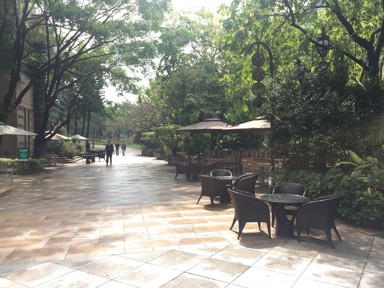 Jak vypadá sídlo Huawei v Číně (Shenzhen, Dongguan, Šanghaj)