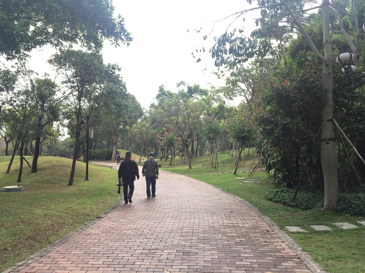 Jak vypadá sídlo Huawei v Číně (Shenzhen, Dongguan, Šanghaj)