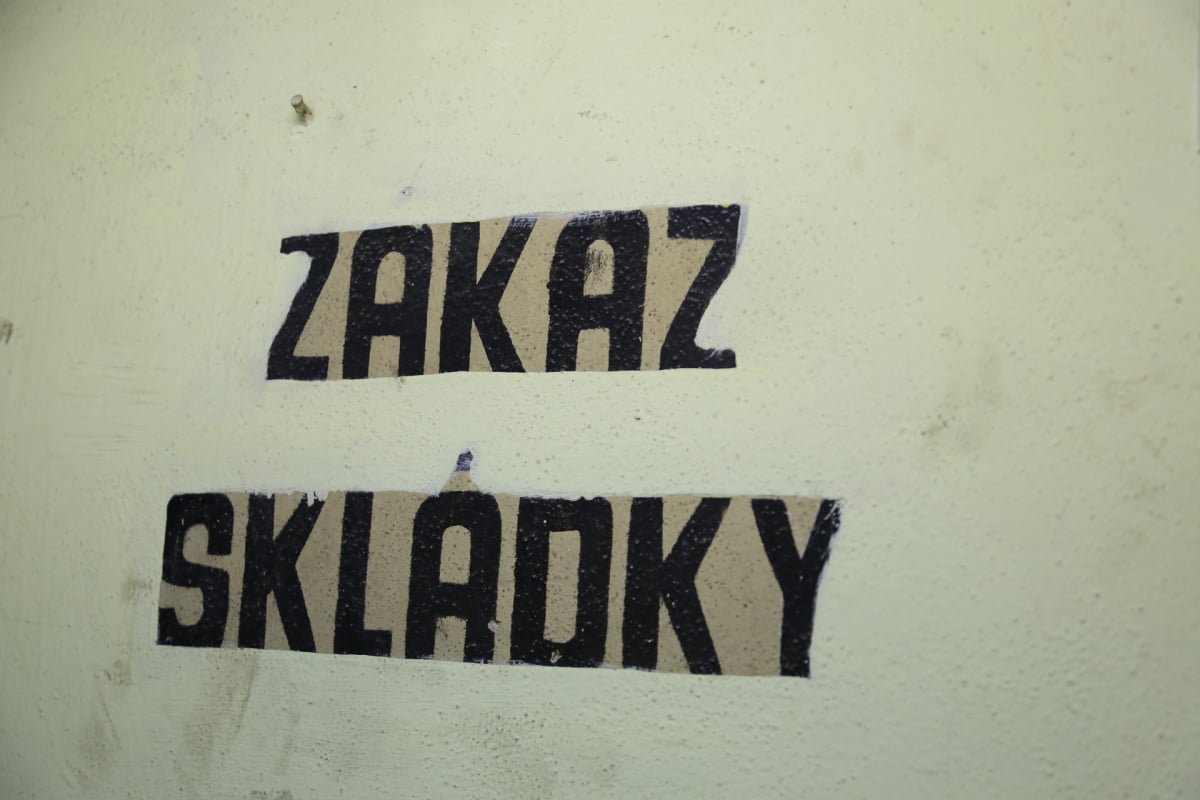 Od sklepů po věž - Ústřední telekomunikační budova CETINu