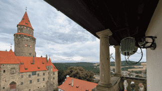 5G vysílač, hrad Bouzov