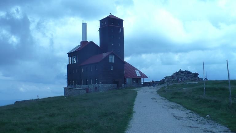 První stanoviště na polské boudě nad Sněžnými Jámami ve výšce 1490 metrů nad mořem.