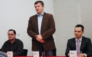 Michal Bláha (technický manažer divize Business Solutions), Libor Faltus (obchodní ředitel divize Business Solutions), Martin Malý (tiskový mluvčí)