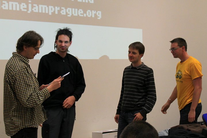 Fotografie z druhého ročníku Game Jam Prague 2012