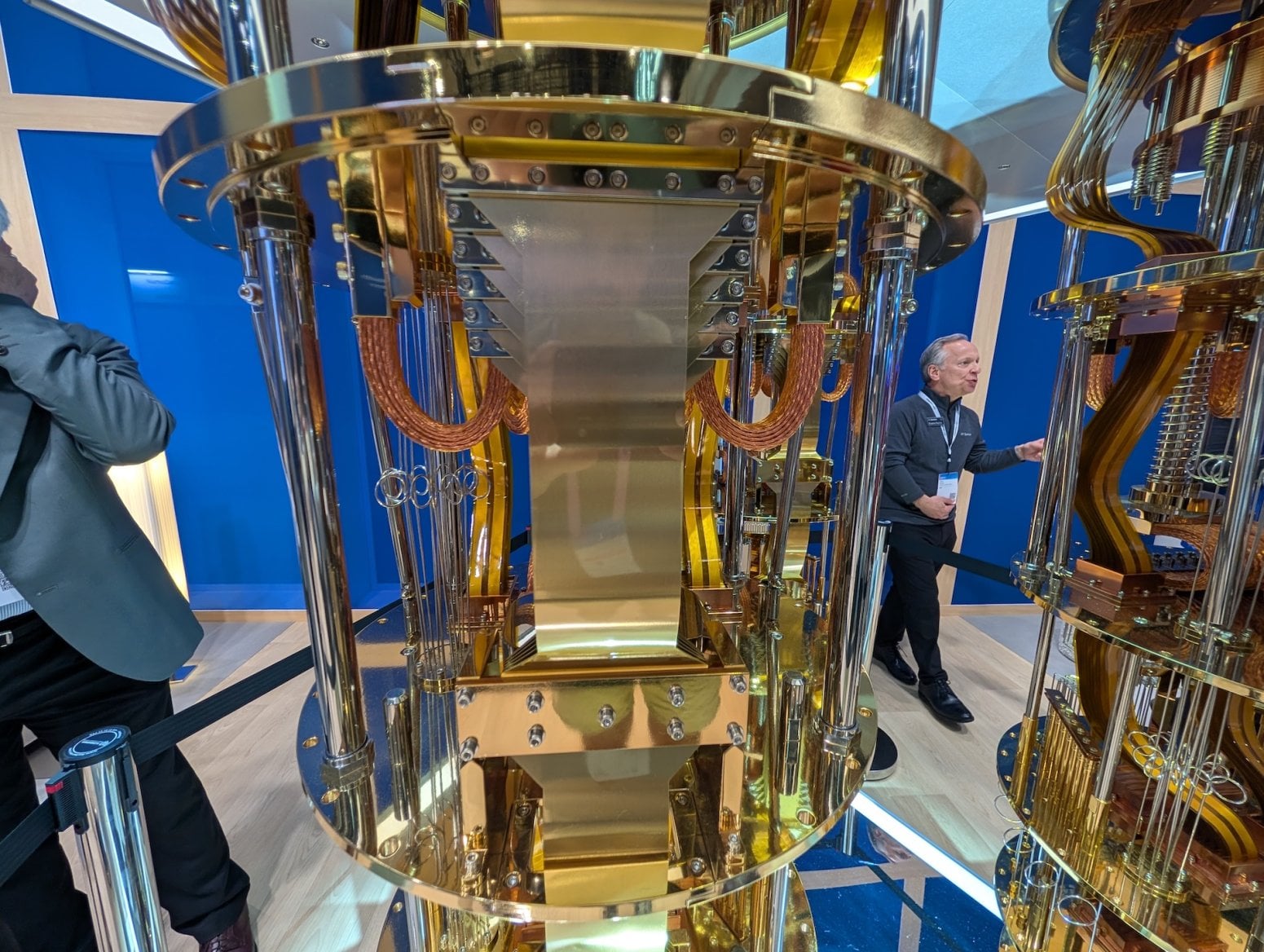 Kvantový počítač IBM Q System Two