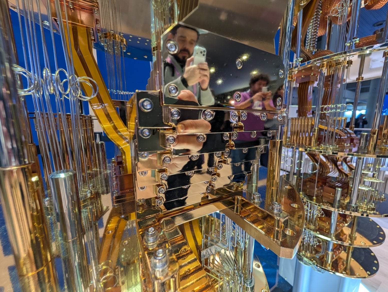 Kvantový počítač IBM Q System Two