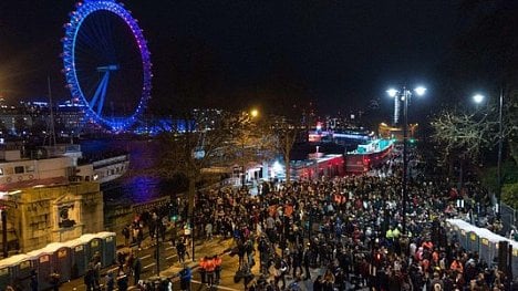 Náhledový obrázek - Tragický Silvestr v Londýně: na různých místech byli ubodáni čtyři lidé
