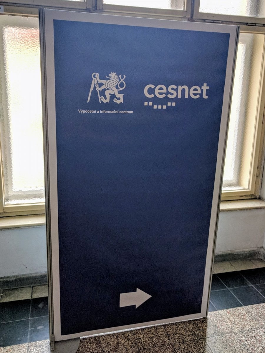 Nové logo CESNET