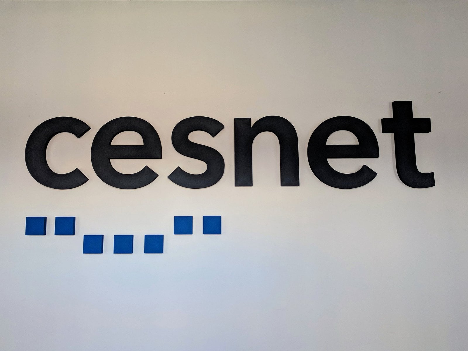 Nové logo CESNET