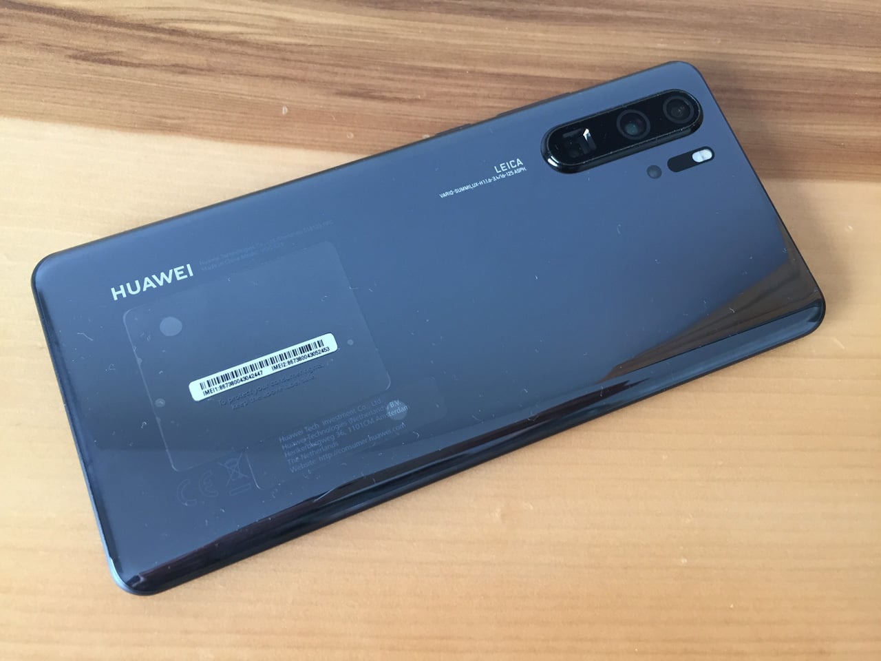 Chytrý telefon Huawei P30 Pro