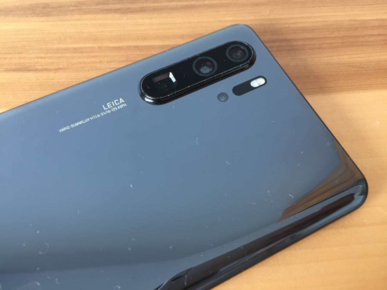 Chytrý telefon Huawei P30 Pro