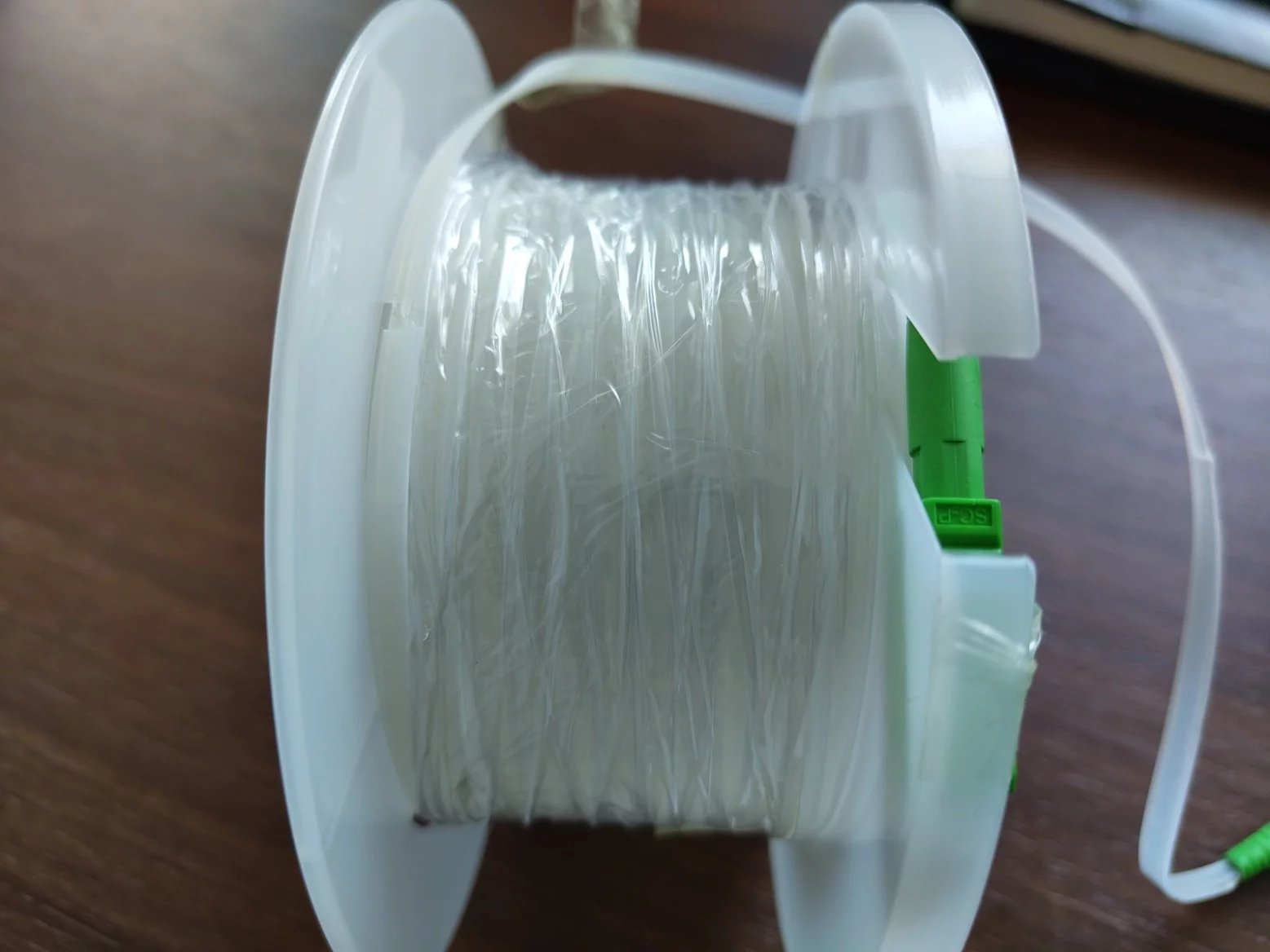 „Neviditelný“ optický kabel Huawei pro FTTR - druhá verze