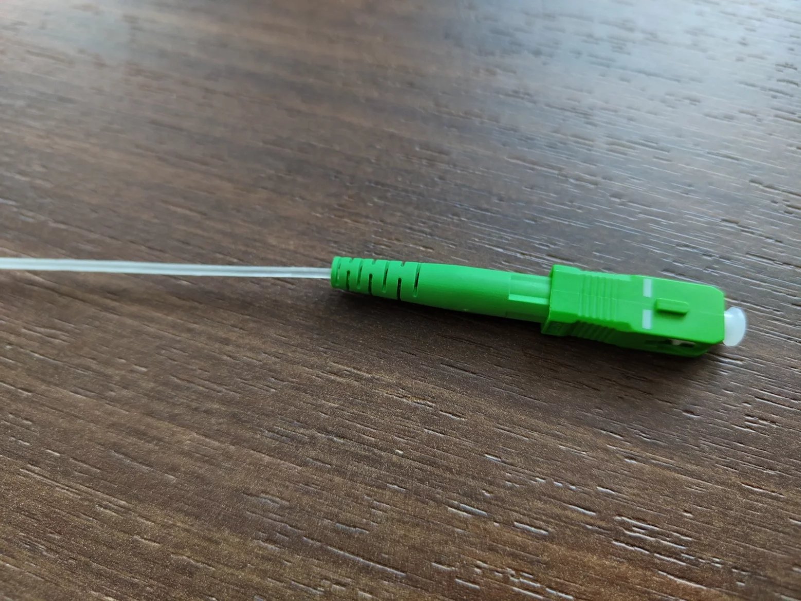 „Neviditelný“ optický kabel Huawei pro FTTR - první verze