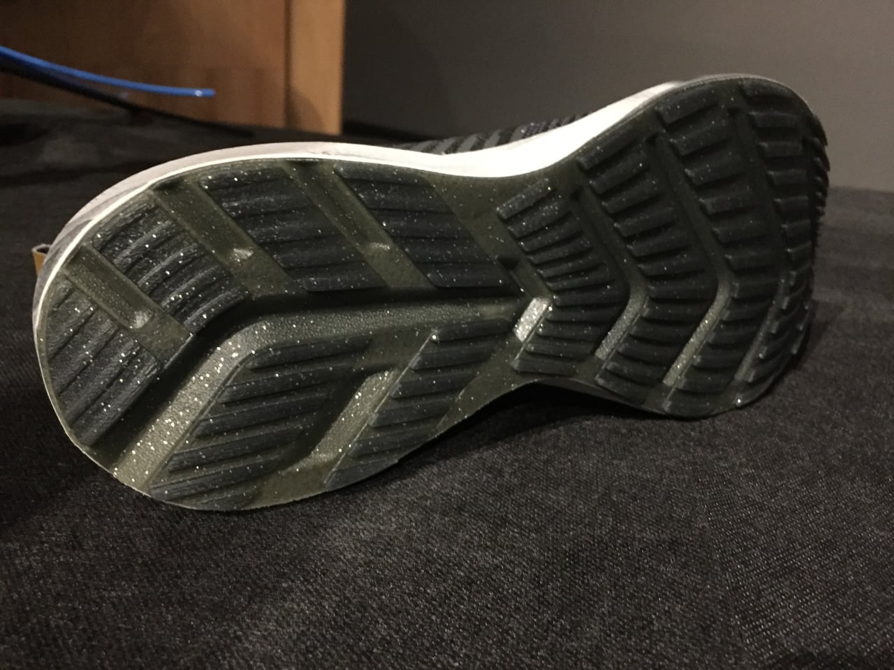 Personalizovaná bota Brooks Genesys