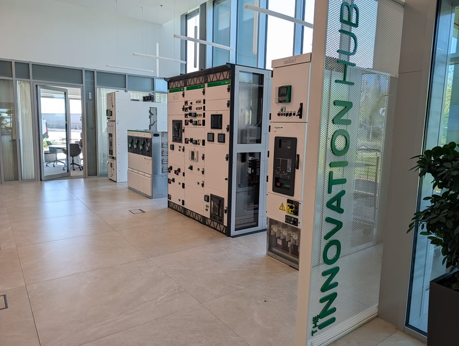 spínací zařízení střední napětí Airset Schneider Electric