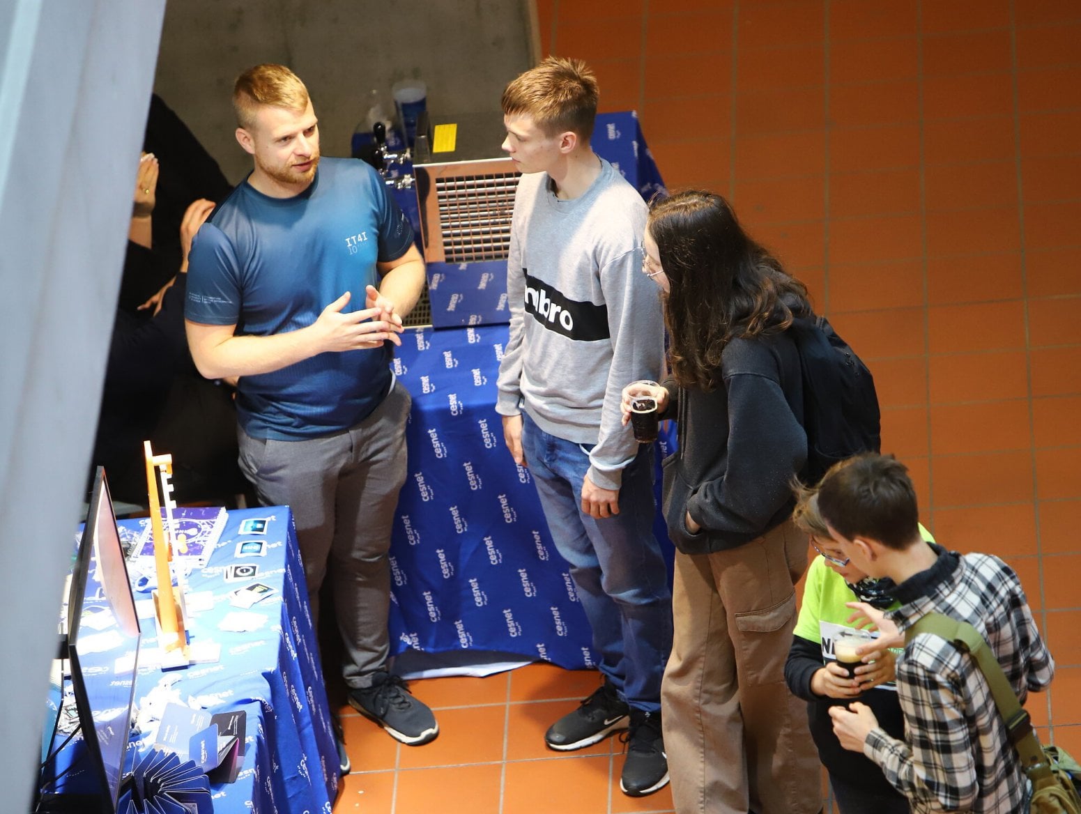 LinuxDays 2025 neděle